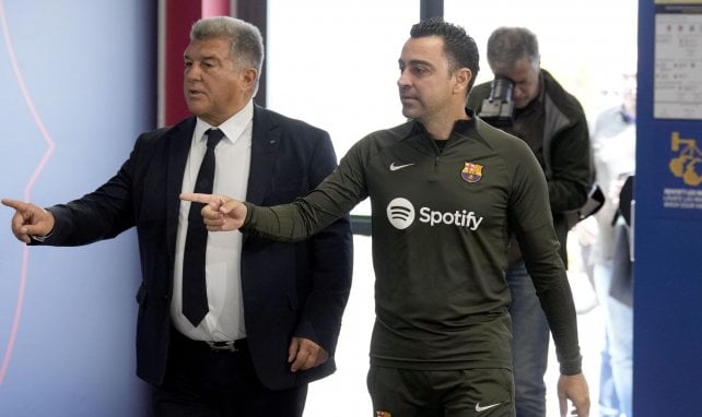 Xavi et Joan Laporta