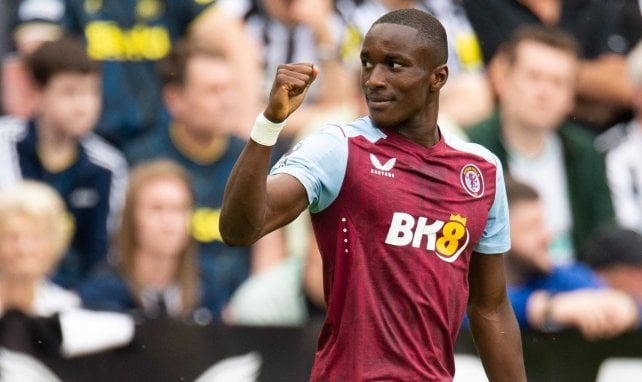 Moussa Diaby sous les couleurs d'Aston Villa 